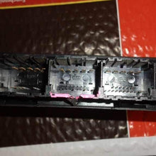 REUSED PARTS Chassis ECM Theft-Locking Base of Right Hand A Pillar Fits 02-03 Focus 15954