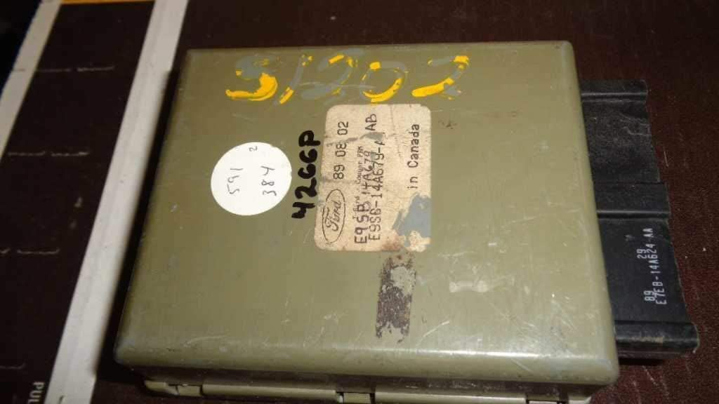 REUSED PARTS ECM Seat Belt Left Hand Rear Panel 89-94 Cougar E9SB14A679AB E9SB 14A679 AB