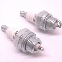 Champion 2 Pack Genuine RCJ6Y Spark Plug Copper Plus 852