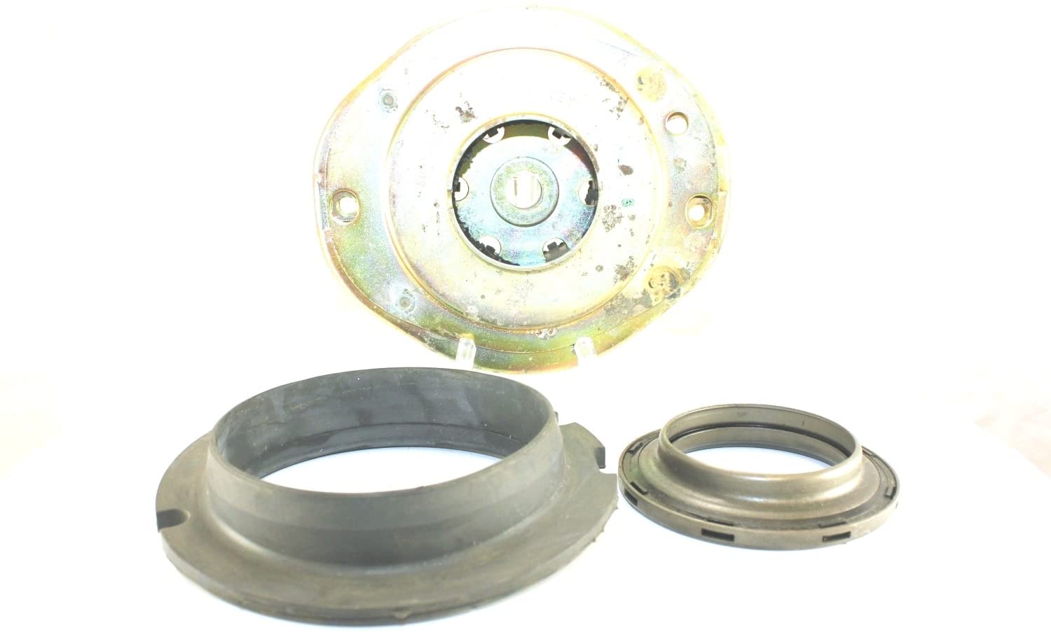 DEA SP9082 Front Suspension Strut Mount