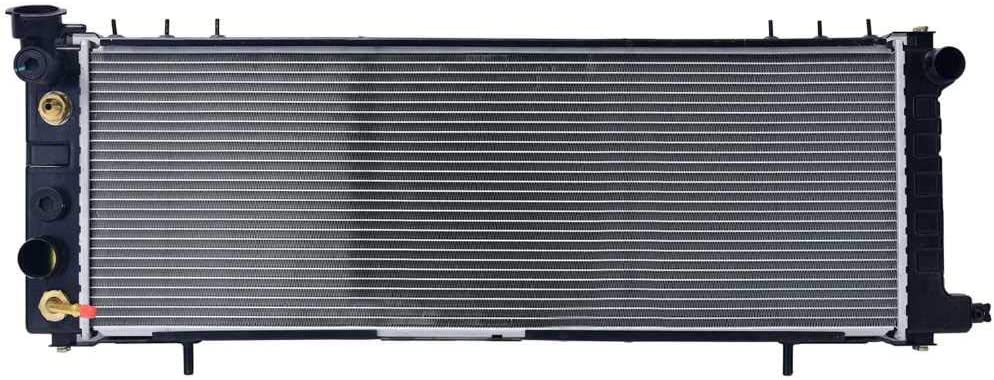 AutoShack RK485 31.2in. Complete Radiator Replacement for 1994-2001 Jeep Cherokee 2.5L 4.0L