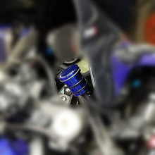 CNC Aluminum Oil Cup Front or Rear Brake Fluid Reservoir For Yamaha FZ01 FZ03 FZ07 FZ09 FZ10 YZF R1 R3 R6 R25 R15 R125 For Kawasaki Z250 Z650 Z750/R/RR Z800 Z900 Z1000/sx (Black)