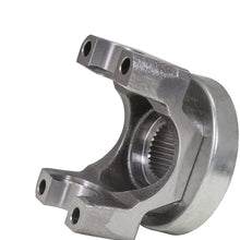 Yukon Gear & Axle (YY GM12470387) Yoke for GM 8.5/8.6 Differential GM (mech 3R) with a U/joint size and triple lip design. 2.556" snap ring span, 1.125" cap diameter. Inside snap ring.