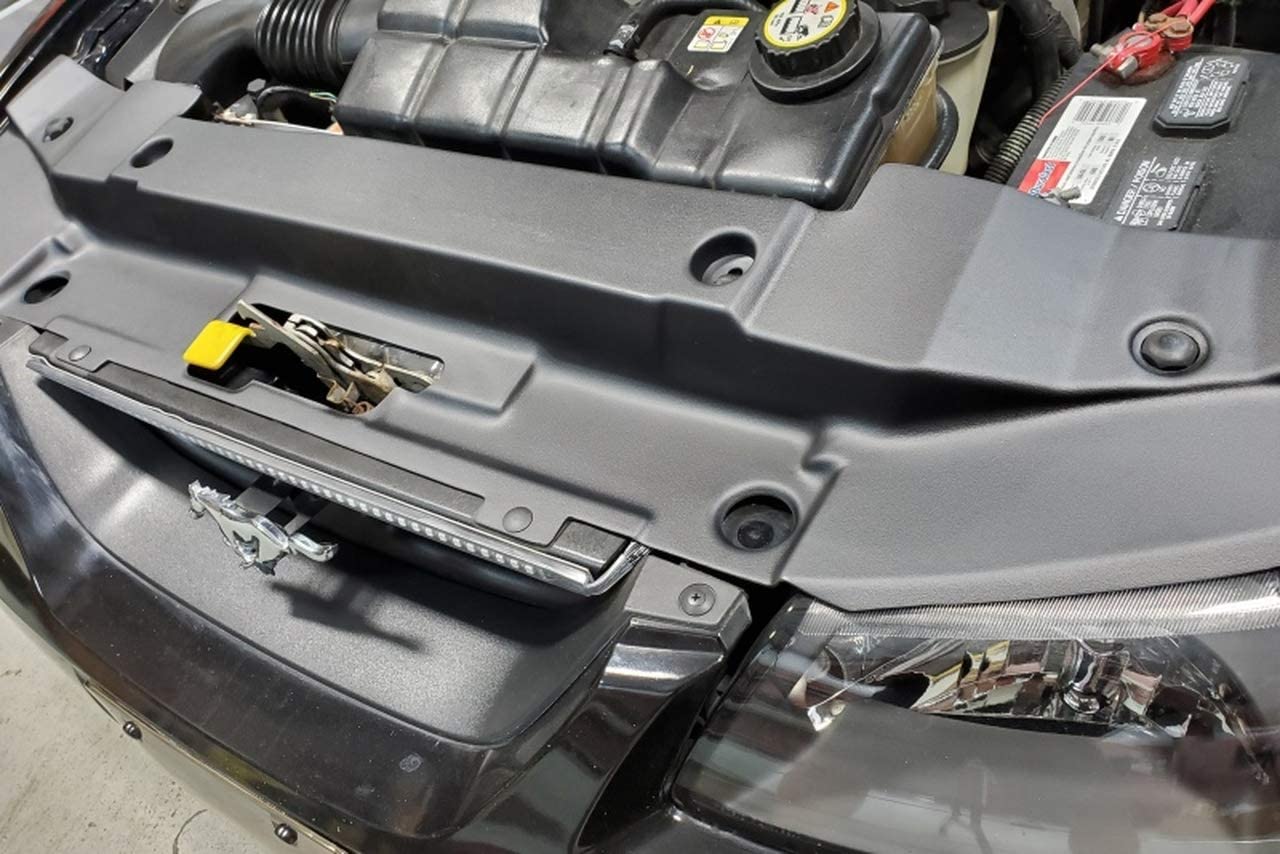 JLT Radiator Support Cover Textured Black (1999-04 Mustang all)