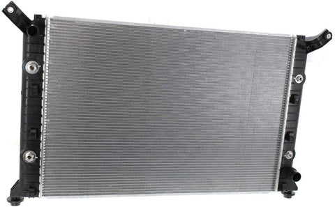 For Chevy Silverado 2500/3500 HD Radiator 2011-2018 | Plastic Tank | 6.0L Engine | All Cab Types | Aluminum Core | GM3010566 | 84179524