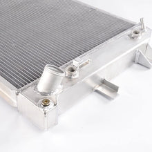 Replacement For Chevrolet Silverado GMC Sierra 2001-2005 02 03 04 2500 HD 3500 HD 6.6L Duramax Performance Aluminum Radiator Silver