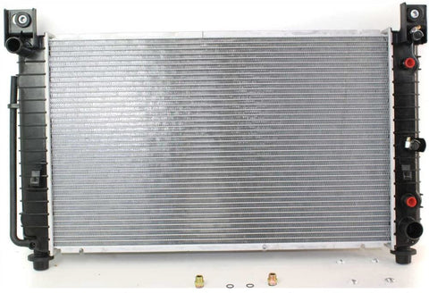 Radiator compatible with CHEVROLET SILVERADO P/U 99-04 4.8L/5.3L 28x17 core