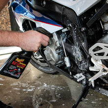 Meguiar's Motorcycle Care Kit – Package for Motorcycle Cleaning and Detailing – G55033