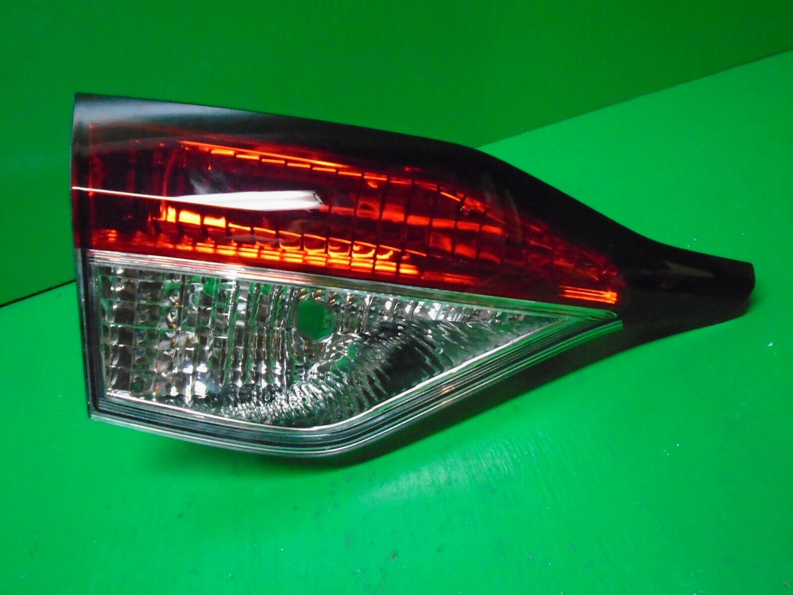 2020 Toyota Corolla back up tail light OEM JJ178 Left 81581-12280