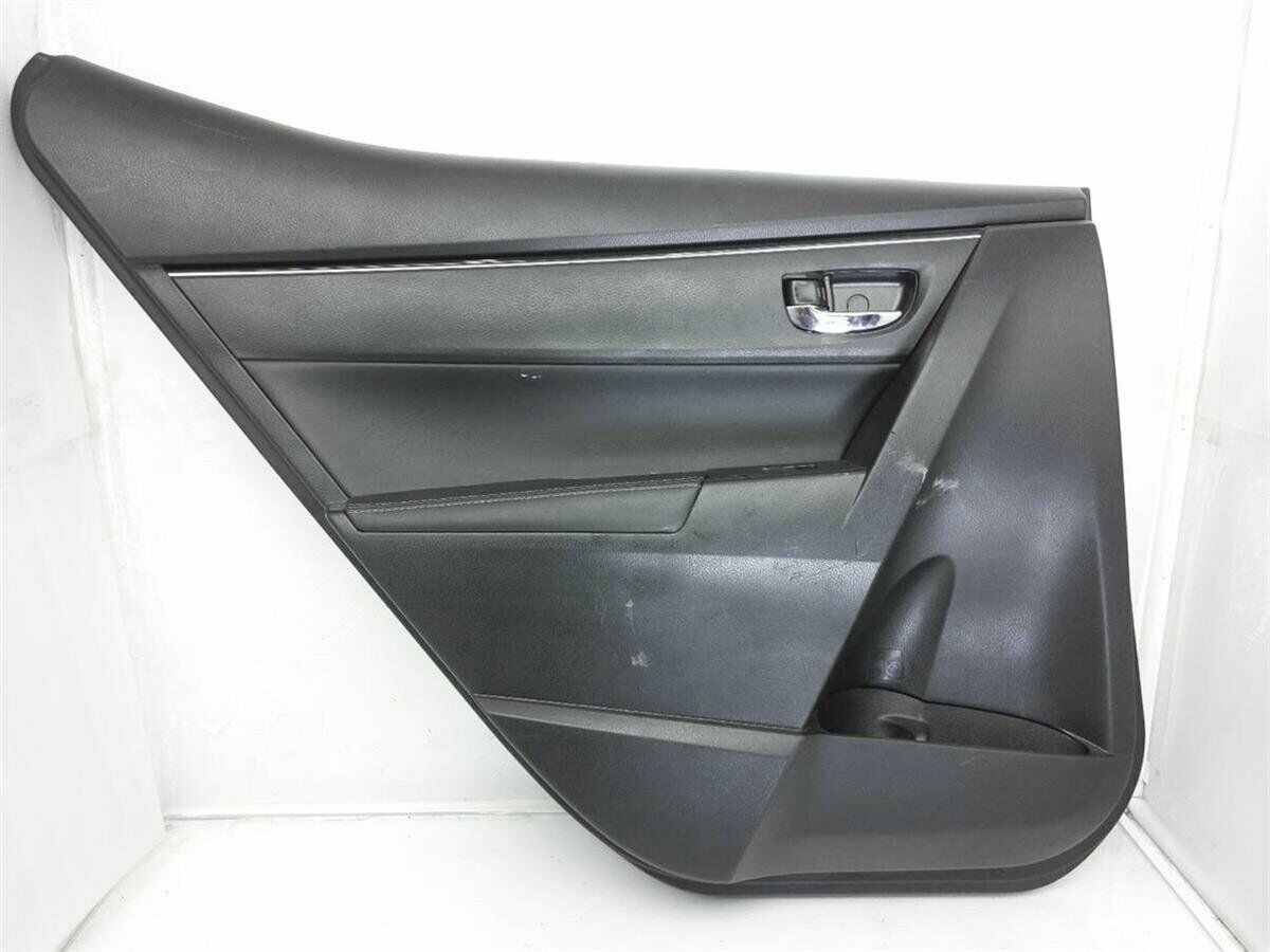 17 18 19 Toyota Corolla Rear Left Interior Door Panel 67640-02Q92-C3 *Scuffs BLK