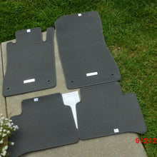 (2003-2009) Mercedes-Benz W211 E350 E320 E550 E280 E500 E63 E55 FLOOR MAT GRAY