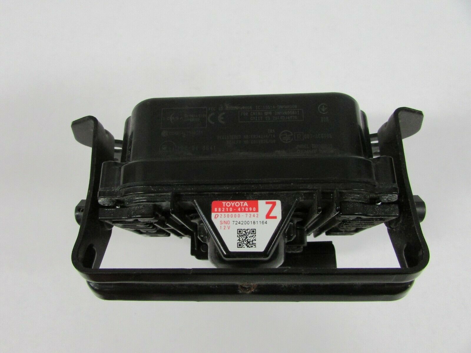 TOYOTA 2019 COROLLA 2016-2018 AVALON OEM CRUISE DISTANCE RADAR SENSOR 8821047090