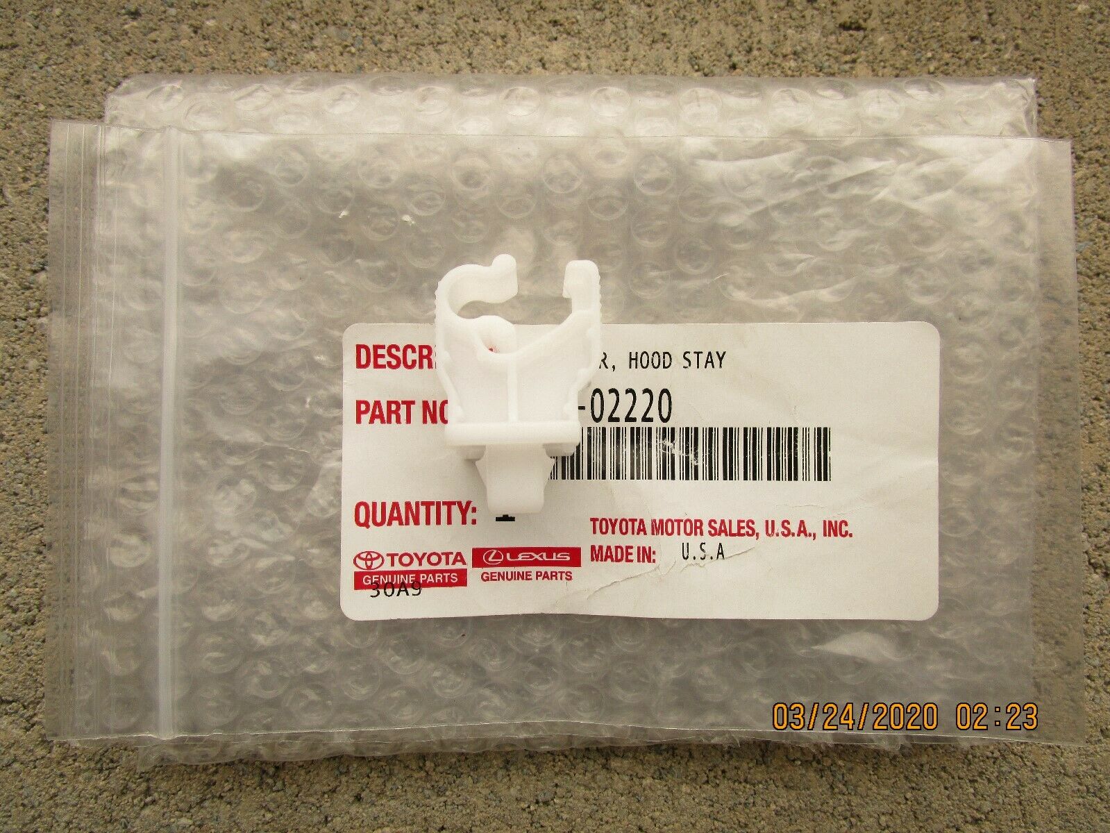 19 - 20 TOYOTA COROLLA HOOD SUPPORT ROD HOLDER CLAMP RETAINER CLIP QTY 1 NEW
