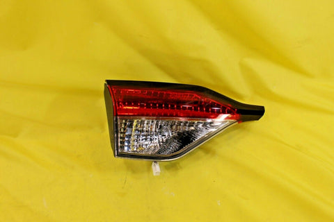 ️ 2020 20 Toyota Corolla Right RH Passenger Inner Tail Light OEM *SCUFFS*