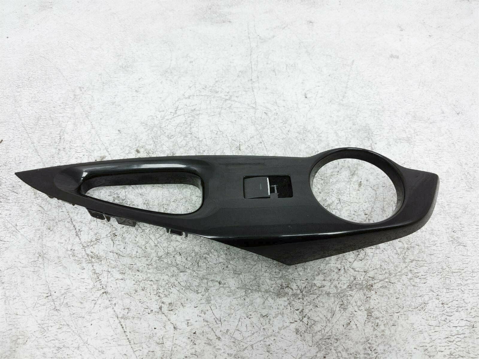 19 20 Toyota Corolla Hatchback Rear Left Window Switch Trim Beze 84040-12210