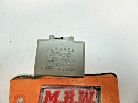 TURN SIGNAL RELAY FUSE FLASHER HAZARD 4 WAYS EMERGENCY 81980-46010 fits SCION XB