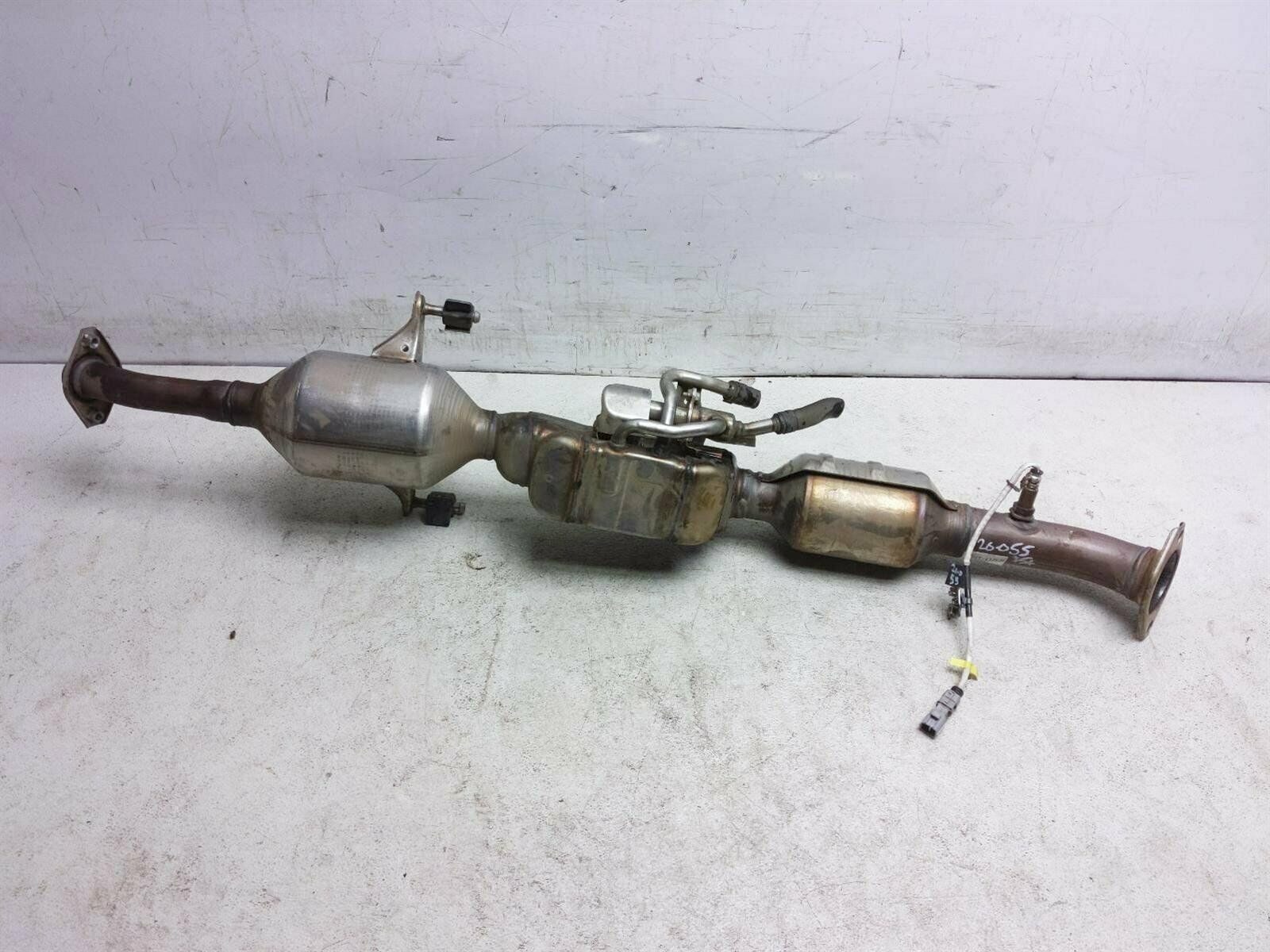 17 - 19 Toyota Prius Prime Exhaust Cat Pipe Oxygen Sensor 89465-47090