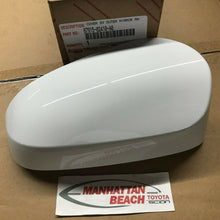 14-19 TOYOTA COROLLA RIGHT PASSENGER MIRROR COVER 87915-02410-A0 WHITE GENUINE