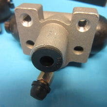 2 Rear Drum Brake Wheel Cylinders Replace OEM # 37846 for HONDA