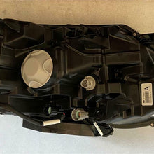 2017-2020 ROGUE HEADLIGHT LAMP DRIVER SIDE OEM 26060-6FL0A ORIGINAL NISSAN