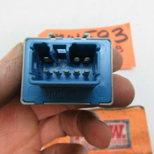 TURN SIGNAL RELAY FUSE FLASHER HAZARD 4 WAYS EMERGENCY 81980-46010 fits SCION XB