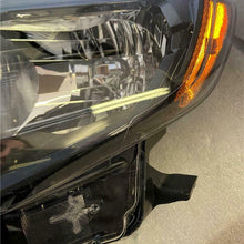 2017-2020 ROGUE HEADLIGHT LAMP DRIVER SIDE OEM 26060-6FL0A ORIGINAL NISSAN