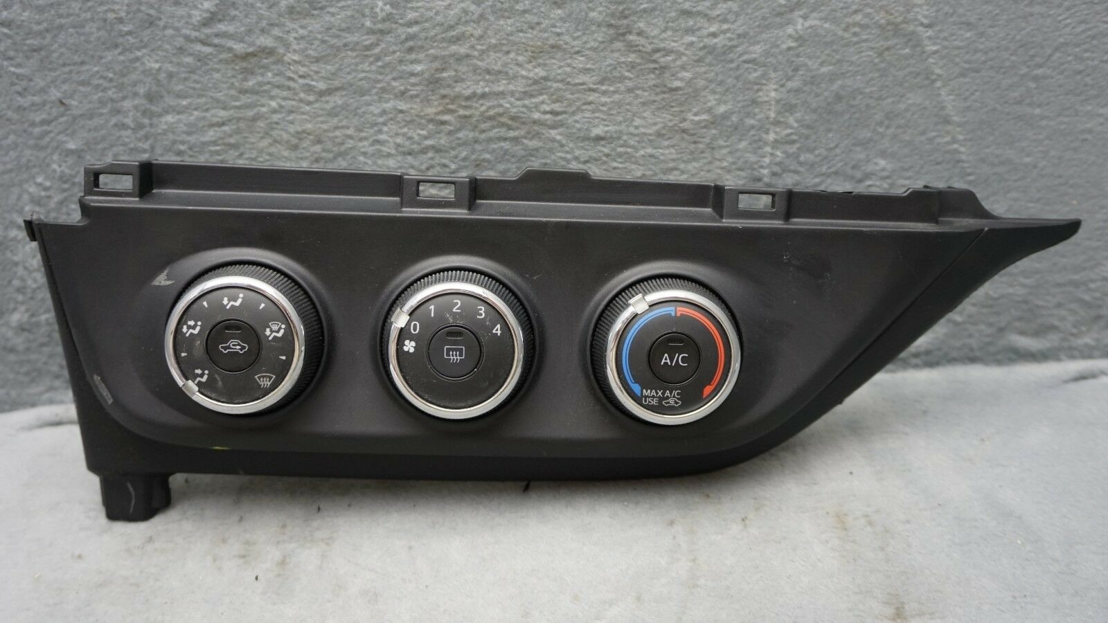 14 15 16 17 18 19 Toyota Corolla OEM A/C Heater Temp Climate Control Switch