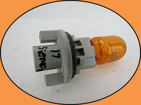 Toyota Lexus Sienna Prius Rear Turn Signal Corner Light Bulb Socket & Bulb