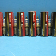 Set of 8 Spark Plugs Genuine FORD MOTORCRAFT SP413 OEM # AGSF32N V8 Nickle