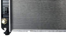 Automotive Cooling Radiator For GMC Sierra 1500 Chevrolet Silverado 1500 2370 100% Tested