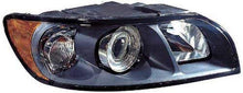 Depo 373-1111R-AS Volvo S40/V40 Passenger Side Composite Headlamp Assembly with Bulb and Socket