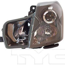 Fits 2003-2007 Cadillac CTS Headlight Driver Side DOT Certified Bulbs Included GM2502242 - Replaces 15826015 ;w/o headlamp washers; w/o headlamp leveling