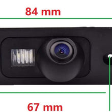 HD 720P Reversing Vehicle-Specific Camera Integrated in Number Plate Light License Rear View Backup Camera for Cayenne 2002-2010