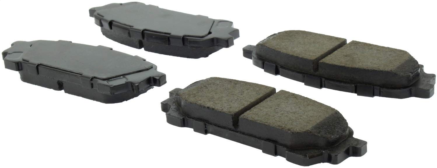 StopTech 305.10040 Street Select Brake Pads with Hardware