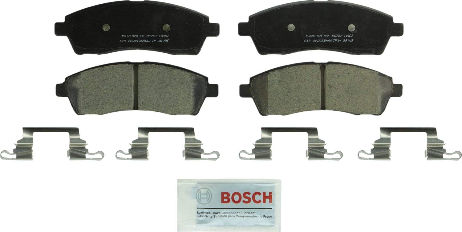 Bosch BC757 QuietCast Premium Ceramic Disc Brake Pad Set For Ford: 2000-2005 Excursion, 1998-1999 F-250, 1999-2004 F-250 Super Duty, 1999-2004 F-350 Super Duty; Rear