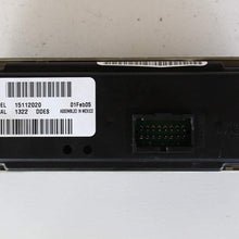 GMC 03-06 Yukon XL1500 Rear Climate Control Panel Temperature Unit A/C Heater