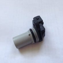YourRadiator YR091S - New OEM Replacement Camshaft Position Sensor