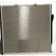 Puermto MT Plastic/Aluminum Radiator 1 Row For 2000-2006 BMW X5 4.4L 2001-2006 BMW X5 3.0L 2002-2003 BMW X5 4.6L 2004-2006 BMW X5 4.8L L6 V8 Without Oil Cooler