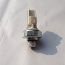 YourRadiator YR141S - New OEM Replacement Engine Oil Pressure Switch