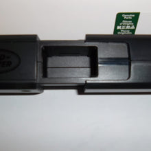 LAND ROVER CLICK AND GO BASE UNIT FOR HEADREST UTILITY ATTACHMENTS