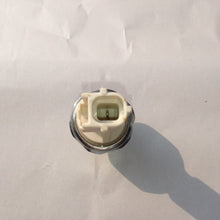 YourRadiator YR141S - New OEM Replacement Engine Oil Pressure Switch