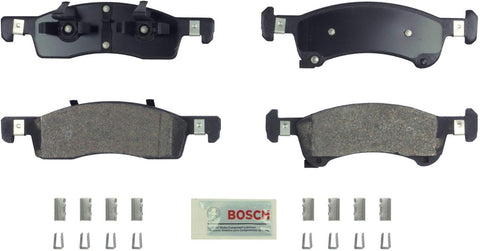 Bosch BE934H Blue Disc Brake Pad Set with Hardware for 2003-06 Ford Expedition and Lincoln Navigator SUVs - FRONT