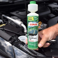 Sonax (386141) Clear View Windshield Washer 1:100 Concentrate - 8.45 oz.