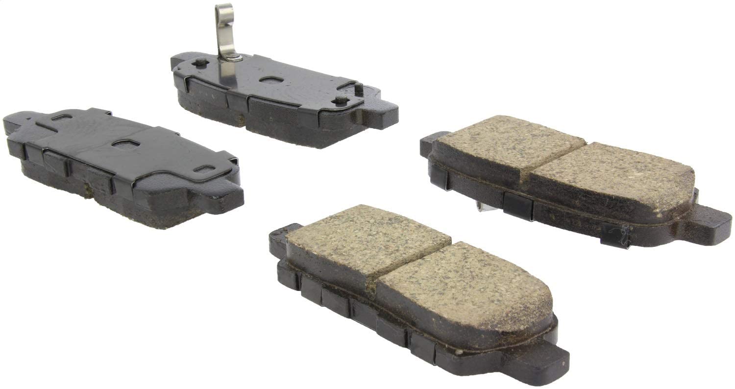 StopTech 305.09050 Street Select Brake Pads with Hardware