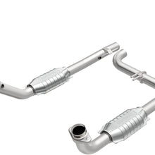 MagnaFlow 23015 Direct Fit Catalytic Converter (Non CARB compliant)