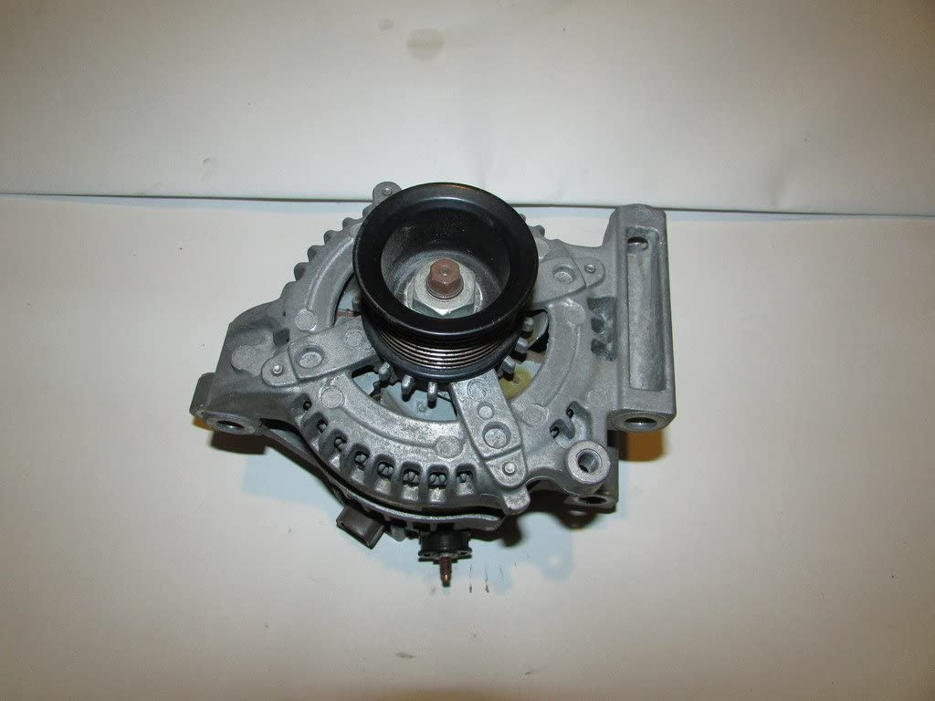 Toyota 27060-0S020 Alternator