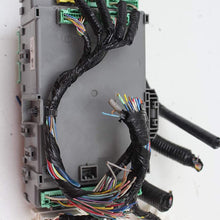 OE Chevrolet Part# 25928052 - Body Control Module