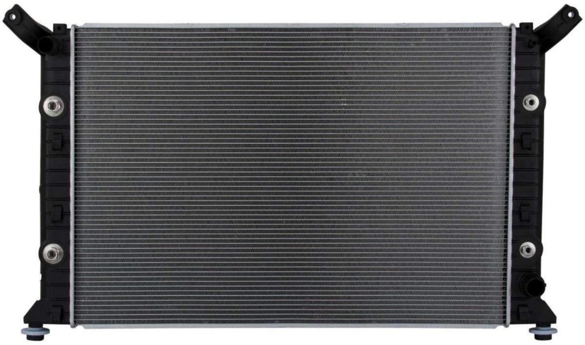 Auto Aluminum/Plastic Radiator Fit 11-18 Silverado Sierra 2500HD 3500HD