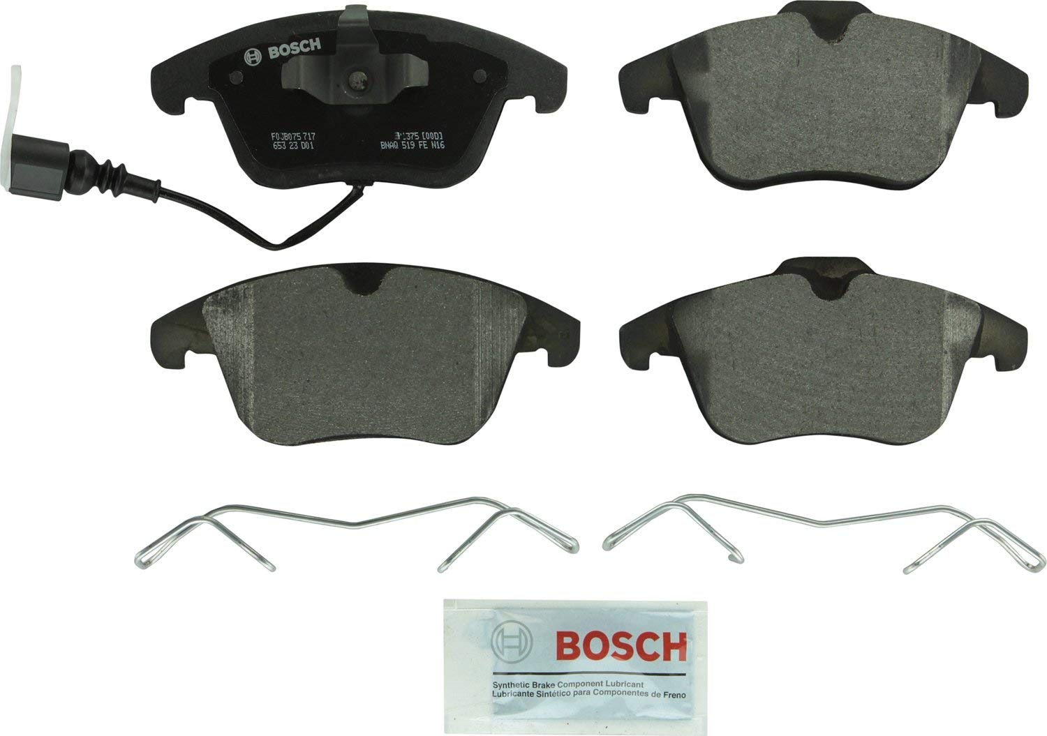Bosch BP1375 QuietCast Premium Semi-Metallic Disc Brake Pad Set For: Audi Q3, Q3 Quattro; Ford Mondeo; Volkswagen Passat, Tiguan, Front