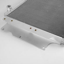 All Aluminum Racing Radiator Replacement For Jeep Wrangler YJ TJ 1987-2006/Replacement For Jeep 1987-2004 Wrangler YJ GM chevy V8 Conversion